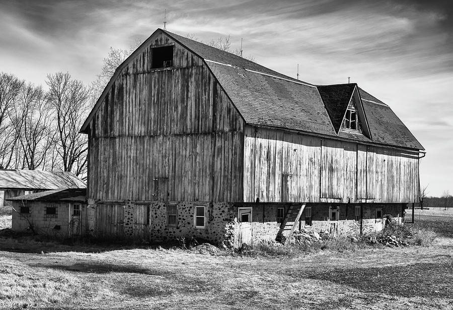 The Old Barn Photograph by John Roach