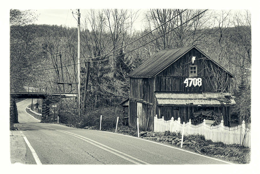 The Old Barn Photograph by Mark Dodd