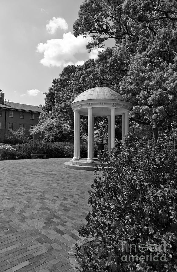 The Old Well At Chapel Hill In Black And White Photograph