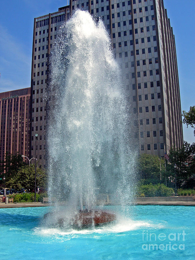 The Philly Fountain  Photograph by Skip Willits