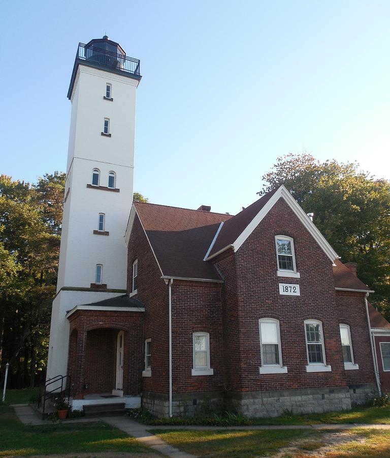 The Presque Isle Lighthouse Photograph by Mike Niday | Fine Art America