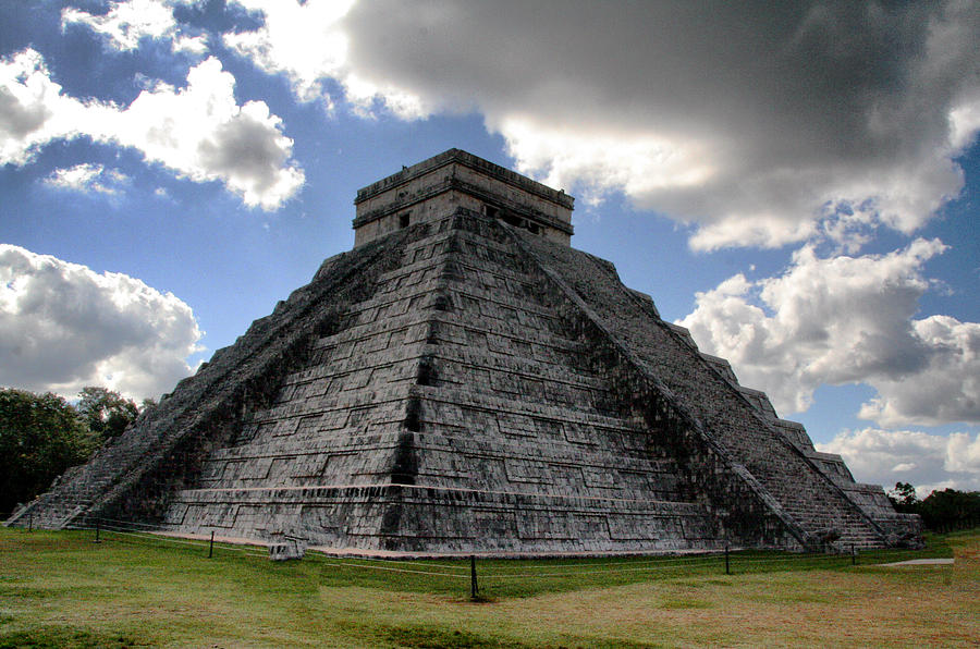 The Pyramid of El Castillo Photograph by Yvonne Swain - Fine Art America