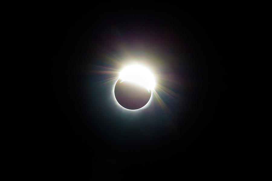 The Ring of 2017 Solar Eclipse Photograph by David Gn