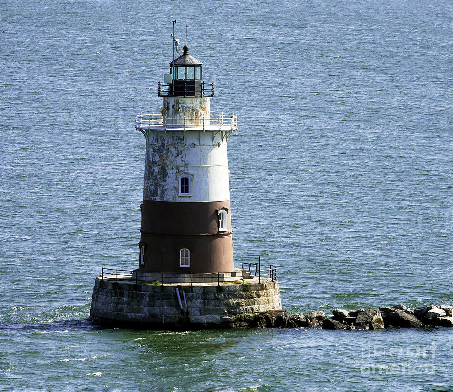 The Robbins Reef Light In Upper New York Bay Photograph