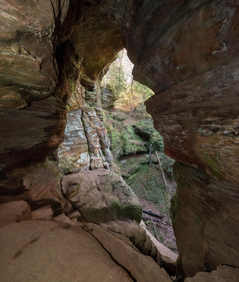 Top 104+ Images rock house hocking hills pictures Sharp