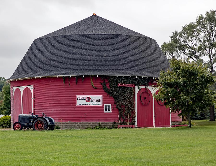 The Round Barn Photograph by Mountain Dreams