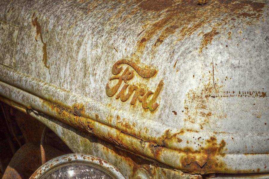 The Rusty Ford Photograph by Linda Unger