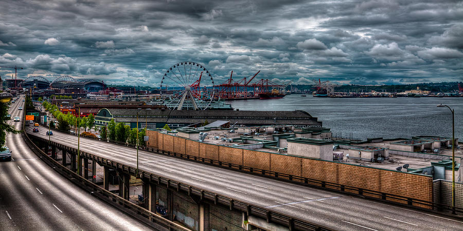 The Seattle Skyline Panorama Photograph by David Patterson