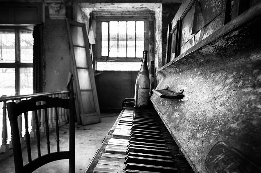 The sound of silence - old vintage piano BW Photograph by Dirk Ercken