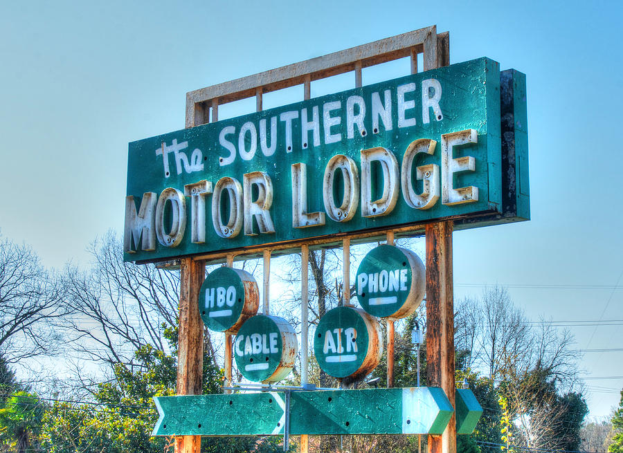 The Southerner Motor Lodge Photograph by Blaine Owens