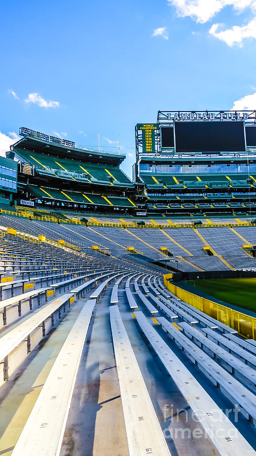 Lambeau Field had wooden bleachers for first 12 years