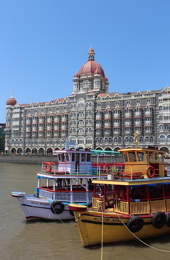 The Taj Palace Hotel and Boats, Mumbai Photograph by Jennifer Mazzucco