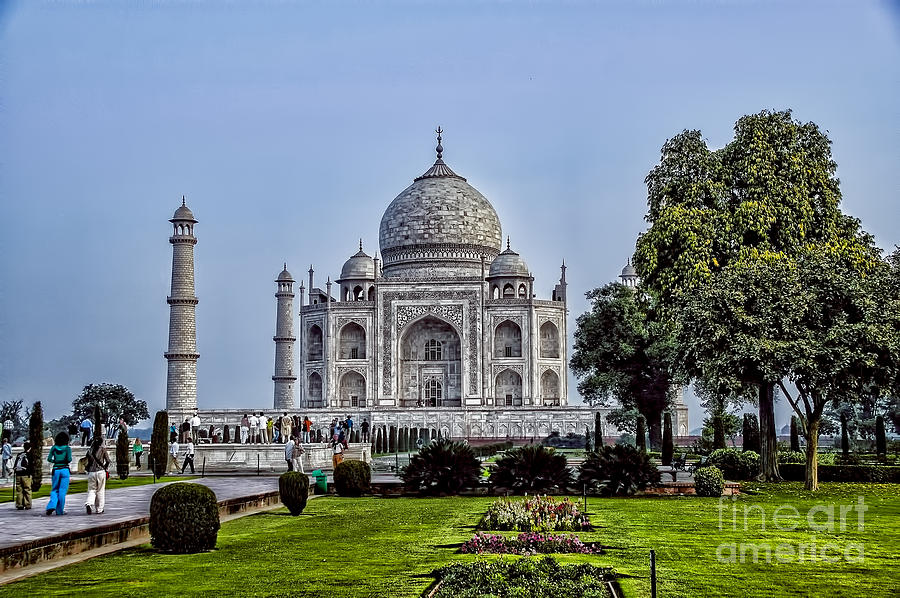 The Taj Mahal Photograph by Rick Bragan