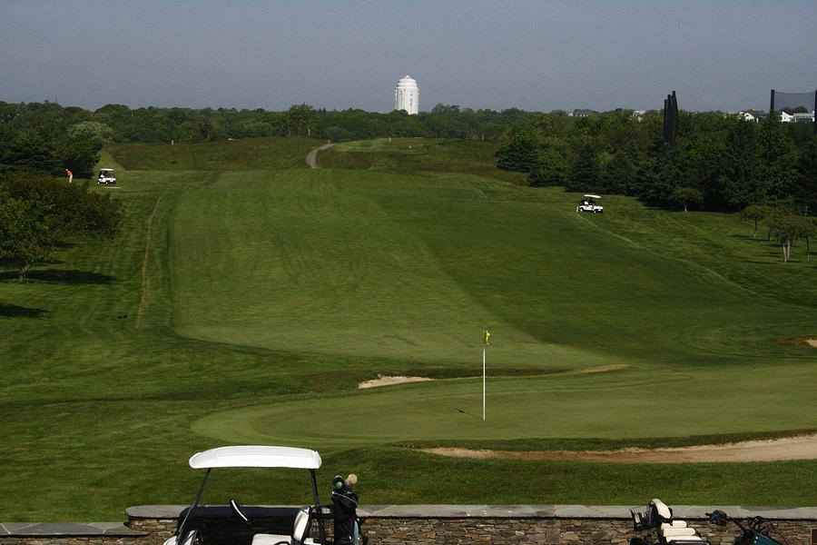 The Third Hole at Montauk Downs Photograph by Christopher J Kirby