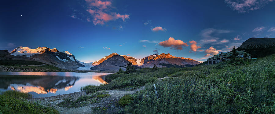 The tranquil morning at ice field center Photograph by William Lee