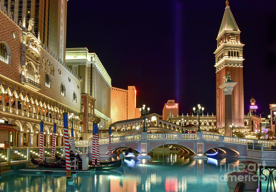 Las Vegas Photograph - The Venetian gondolas at night by Paul Quinn