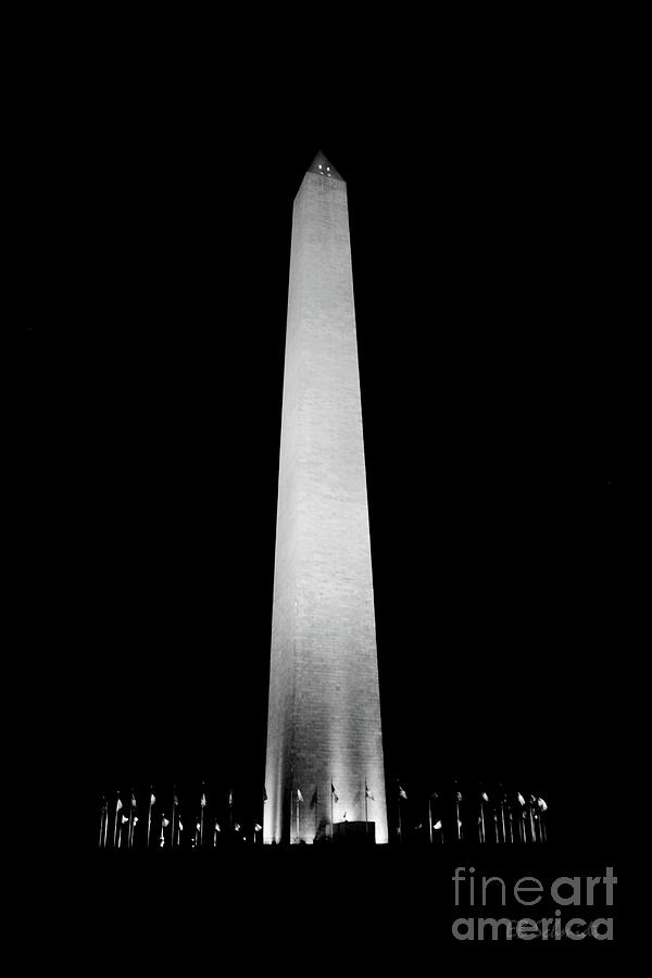 The Washington Monument Photograph by E B Schmidt