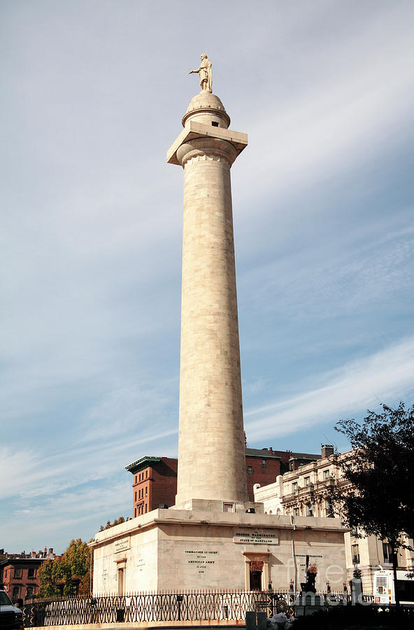 The Washington Monument in Baltimore Photograph by William Kuta