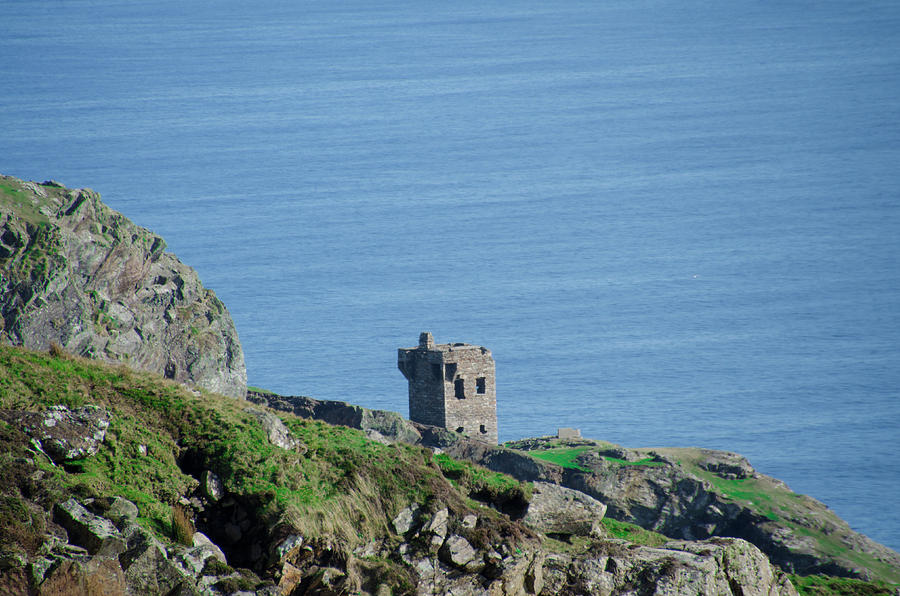 The Watch Tower at the Slieve League - Donegal Ireland Photograph by Bill Cannon