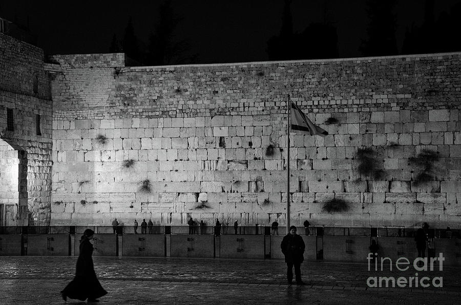 The Western Wall, Jerusalem Photograph by Perry Rodriguez