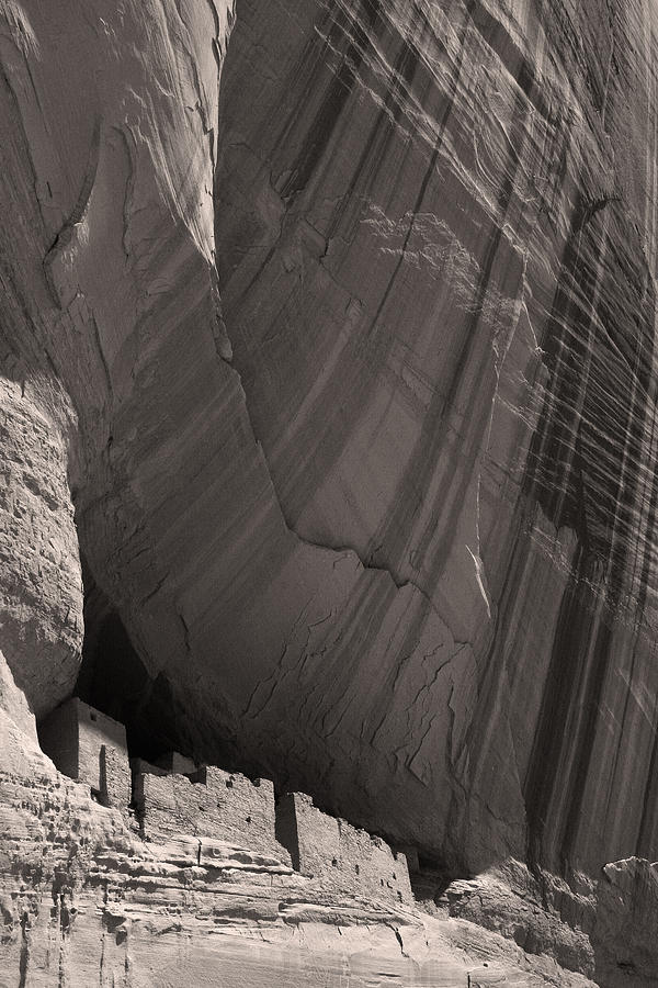 Anasazi Photograph - The White House Ruin Canyon de Chelly by Brian M Lumley