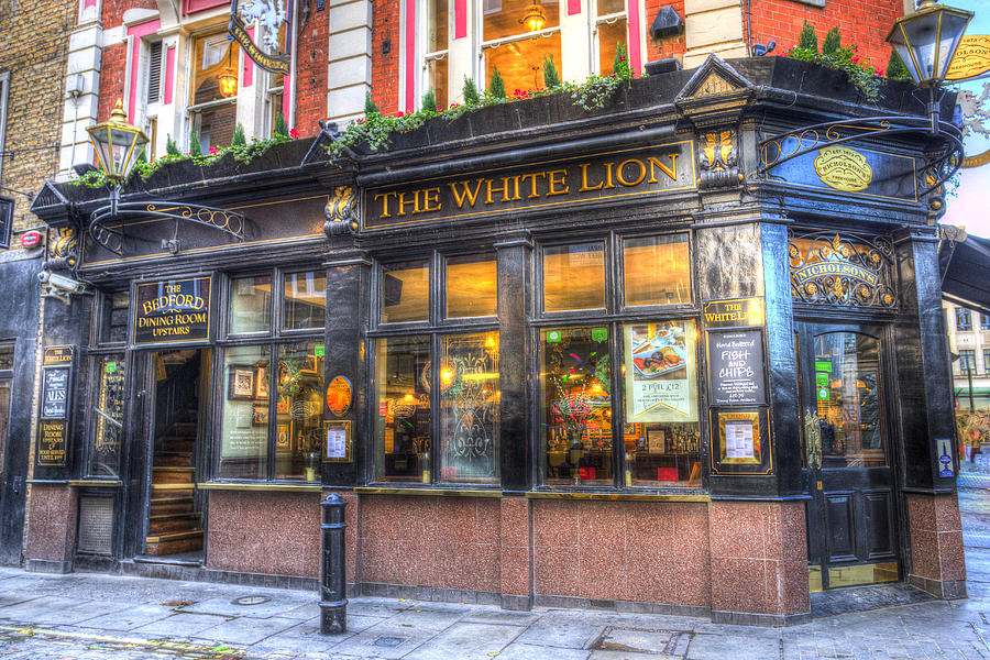 The White Lion Covent Garden London Photograph by David Pyatt