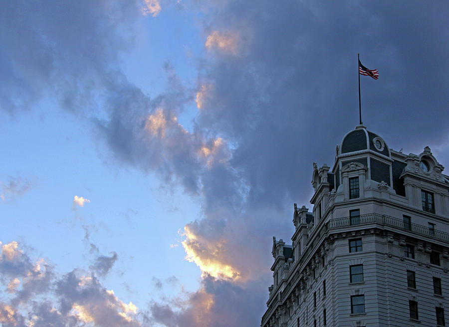 As Evening Falls On The Willard Hotel Photograph by Cora Wandel