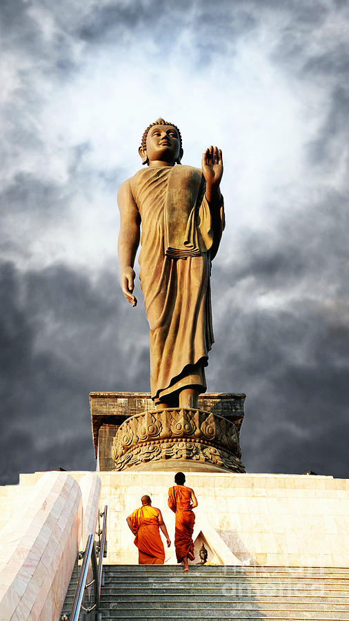 The Wonder Of The Buddha Photograph by Ian Gledhill
