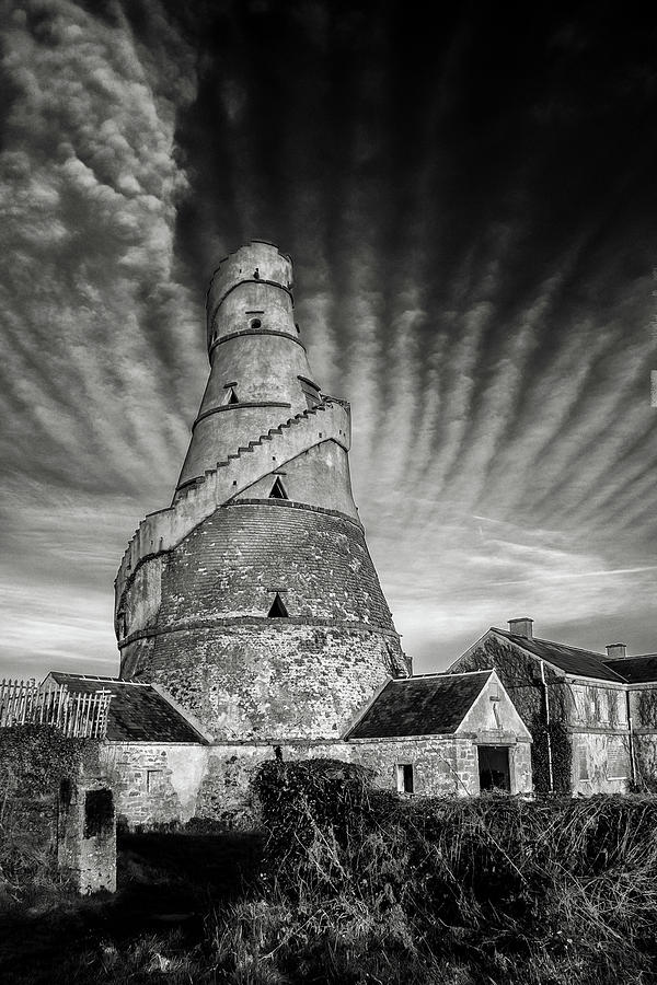 County Kildare Photograph - The Wonderful Irish Barn by Jose Maciel