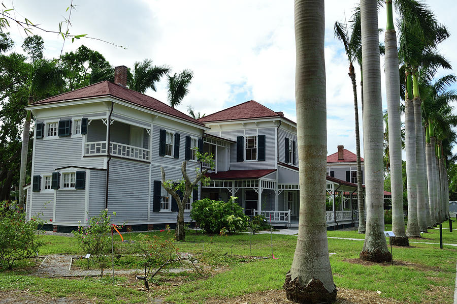 Thomas Edison House Photograph by Viktoriya Sorochuk - Pixels