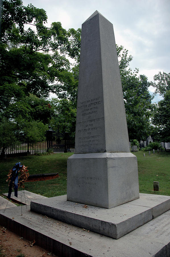 Thomas Jefferson tombstone Photograph by LeeAnn McLaneGoetz McLaneGoetzStudioLLCcom