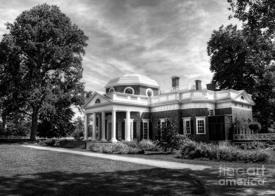 Thomas Jeffersons Home BW Photograph by Mel Steinhauer