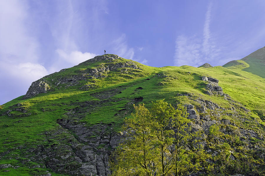 Thorpe Cloud Peaks, Dovedale Photograph by Rod Johnson