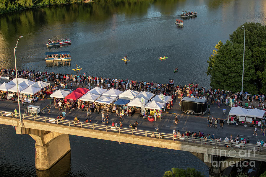 Congress Avenue Bridge Photograph - Thousands of bat watchers gather on the Congress Avenue Bridge d by Austin Bat Tours Congress Avenue Bridge Photograph - Thousands of bat watchers gather on the Congress Avenue Bridge d by Austin Bat Tours