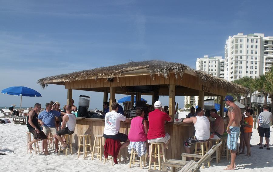 Tiki Bar Photograph by Ann Robinson | Fine Art America