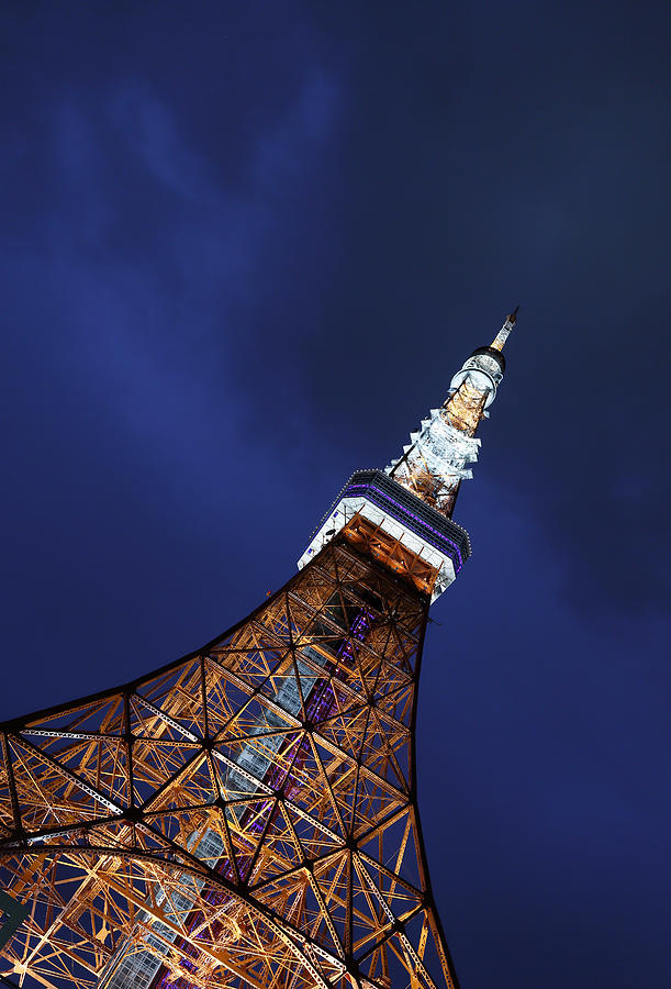 Tokyo Tower Photograph by David Harding