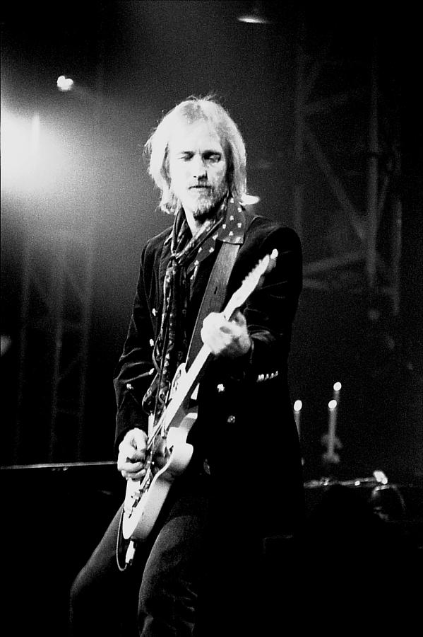 Tom Petty Photograph - Tom Petty by Wayne Doyle