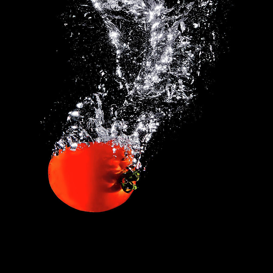 Tomato Splash 2 Photograph by Alexis Birkill