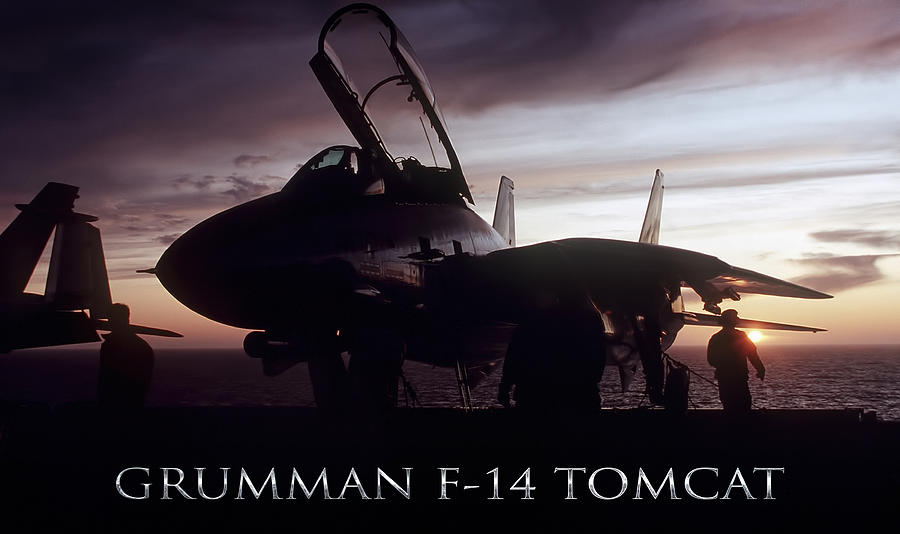 Tomcat Sunset Photograph by Peter Chilelli