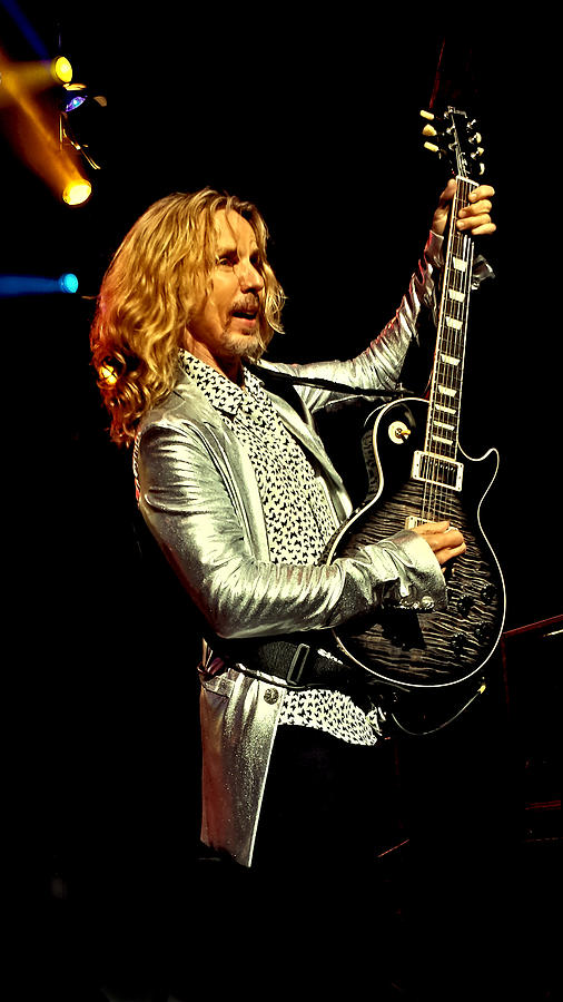 Tommy Shaw of Styx Photograph by David Patterson