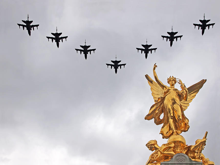 Tornado GR4s Over Victoria Memorial Buckingham Palace Photograph by Gill Billington