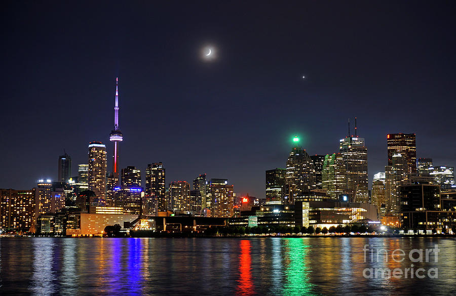 Toronto Evening Skyline With New Moon And Venus Photograph By Charline Xia