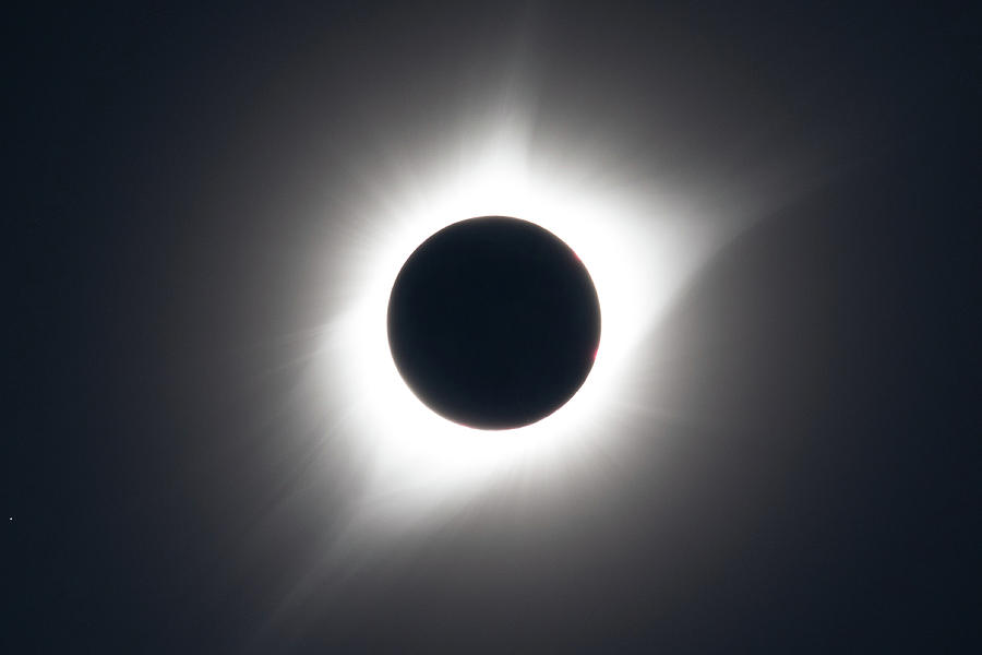 Total Solar Eclipse and the Suns Corona Photograph by Tony Hake