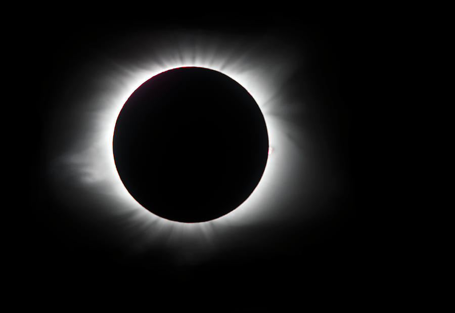 Totality Glow Photograph by Art Cole