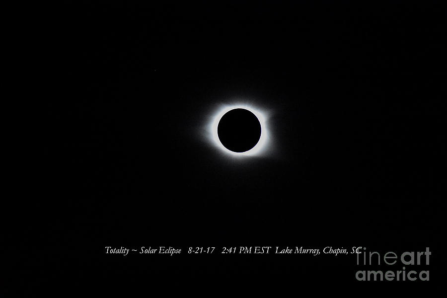City Photograph - Totality II by Skip Willits