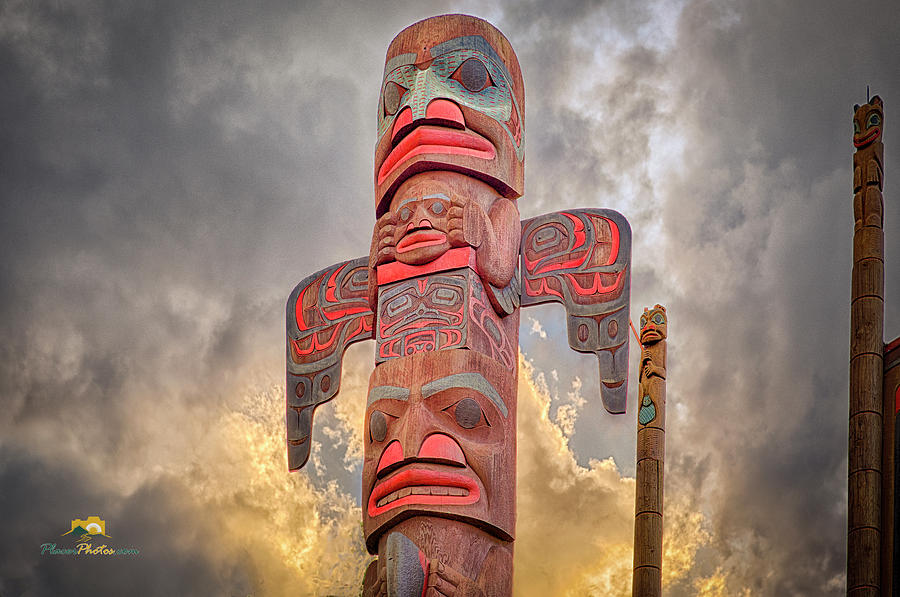 Totem Pole Photograph by Jim Thompson
