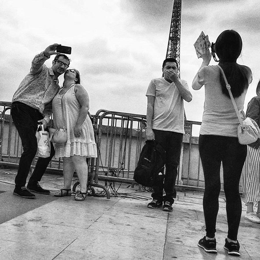 Paris Photograph - Tour Eiffeling

#selfie #toureiffel by Rafa Rivas