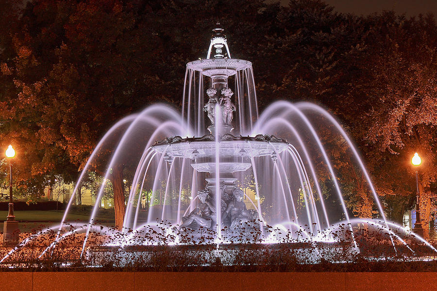 Tourny fountain Photograph by Alapati Gallery - Fine Art America