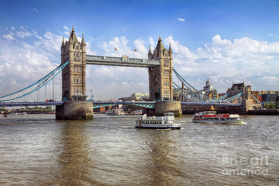 Tower Bridge  Photograph by Teresa Zieba