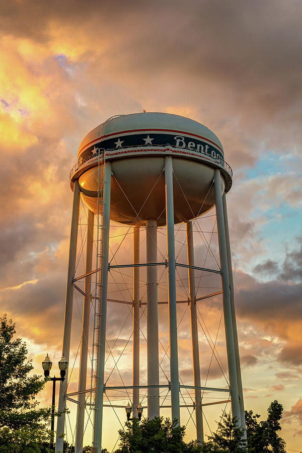Towering Sunset - Bentonville Arkansas USA Photograph by Gregory Ballos